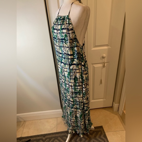 Aakaa Halter Neck Maxi Dress ๐ - Picture 4 of 6